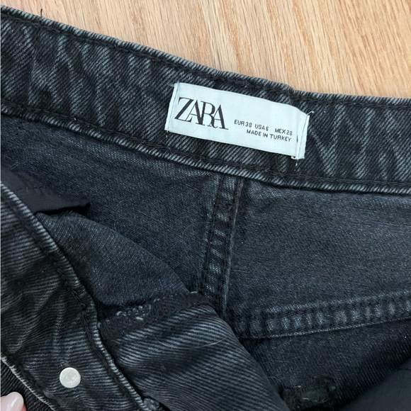 Zara High Rise Shorts - Picture 3 of 5